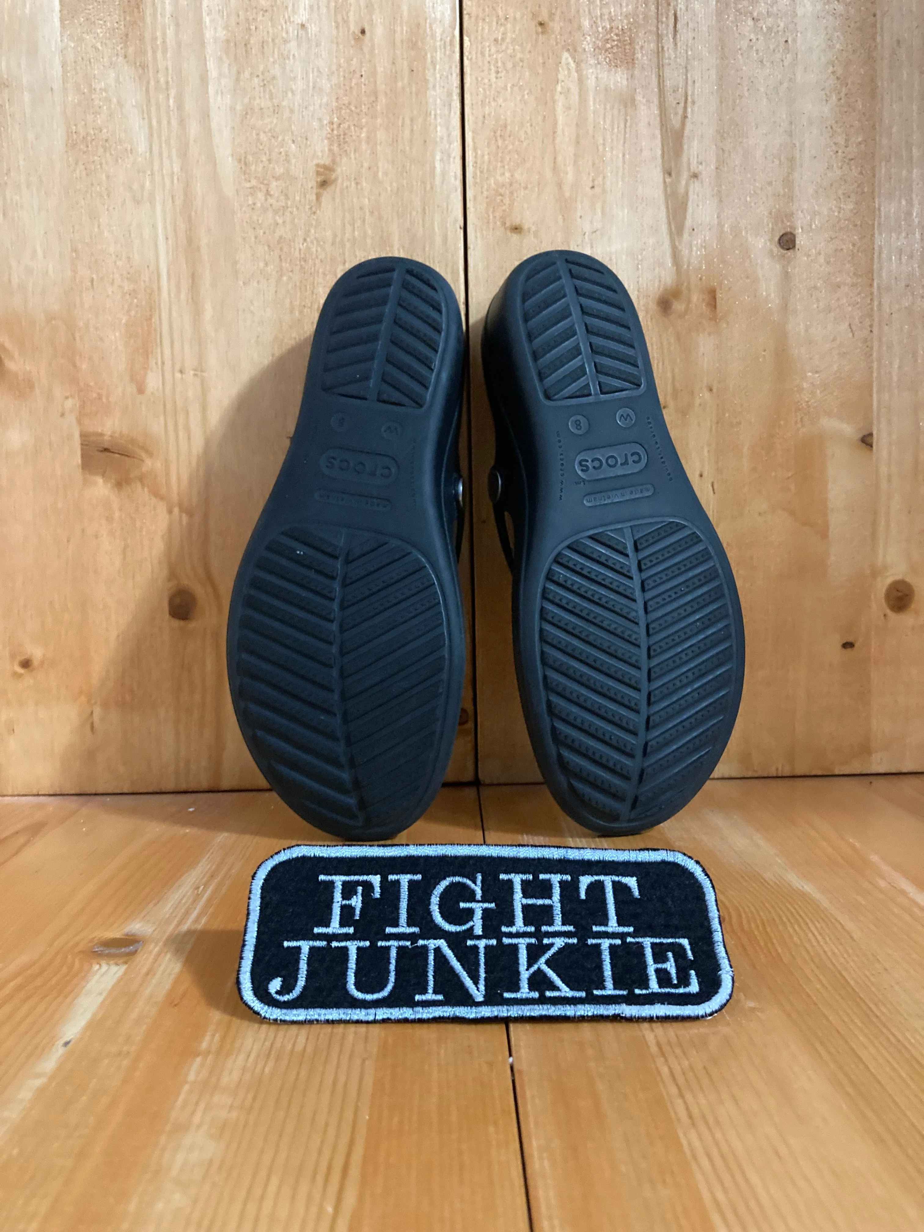 CROCS CLASSIC Women's Size 8 Slip On Shoes Sneakers Flip Flops Triple Black