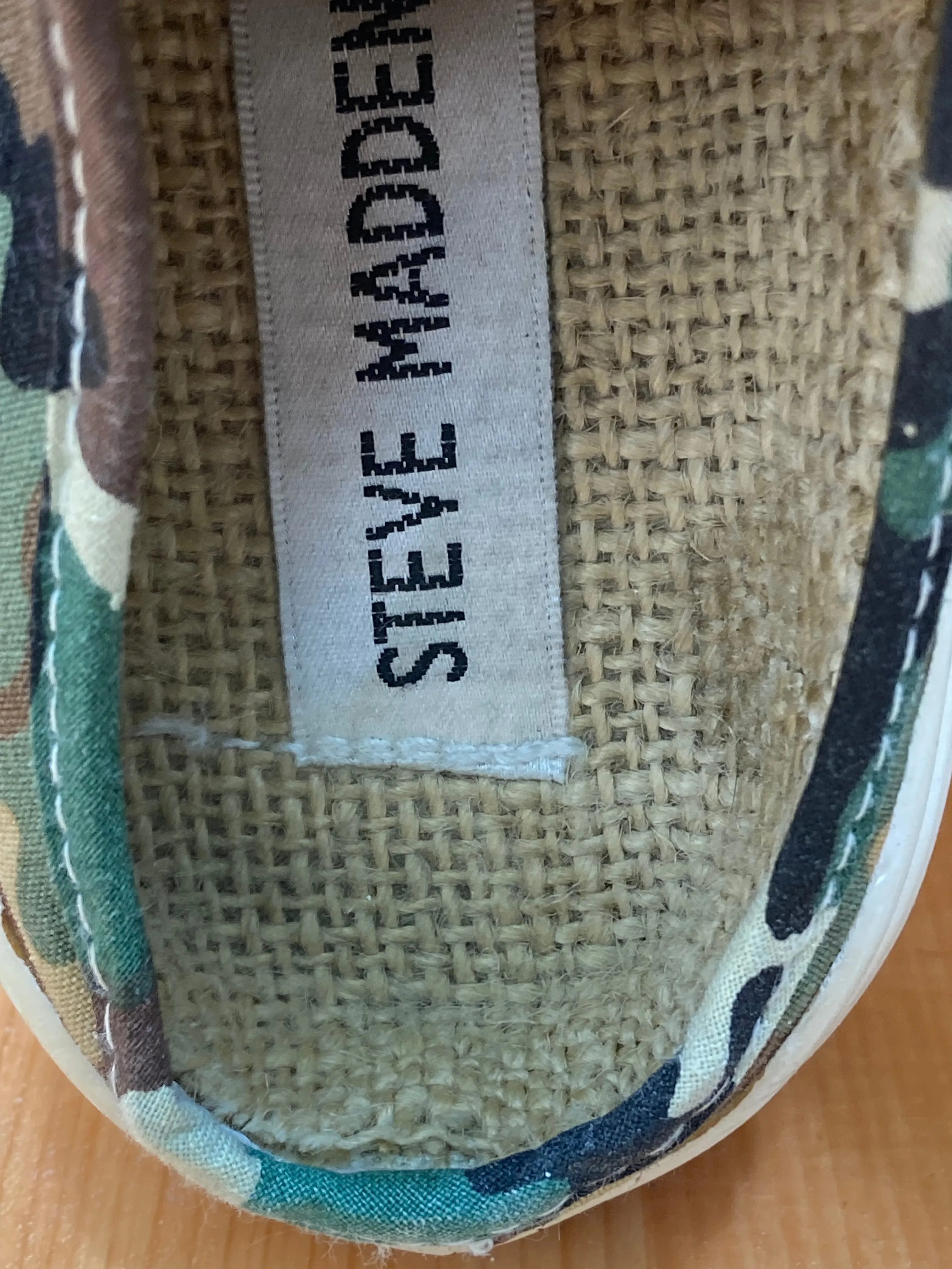 HTF STEVE MADDEN BRIDGET Women Size 7 Canvas Slip On 2 Inch Platform Mules Clogs Shoes Sneakers Camo