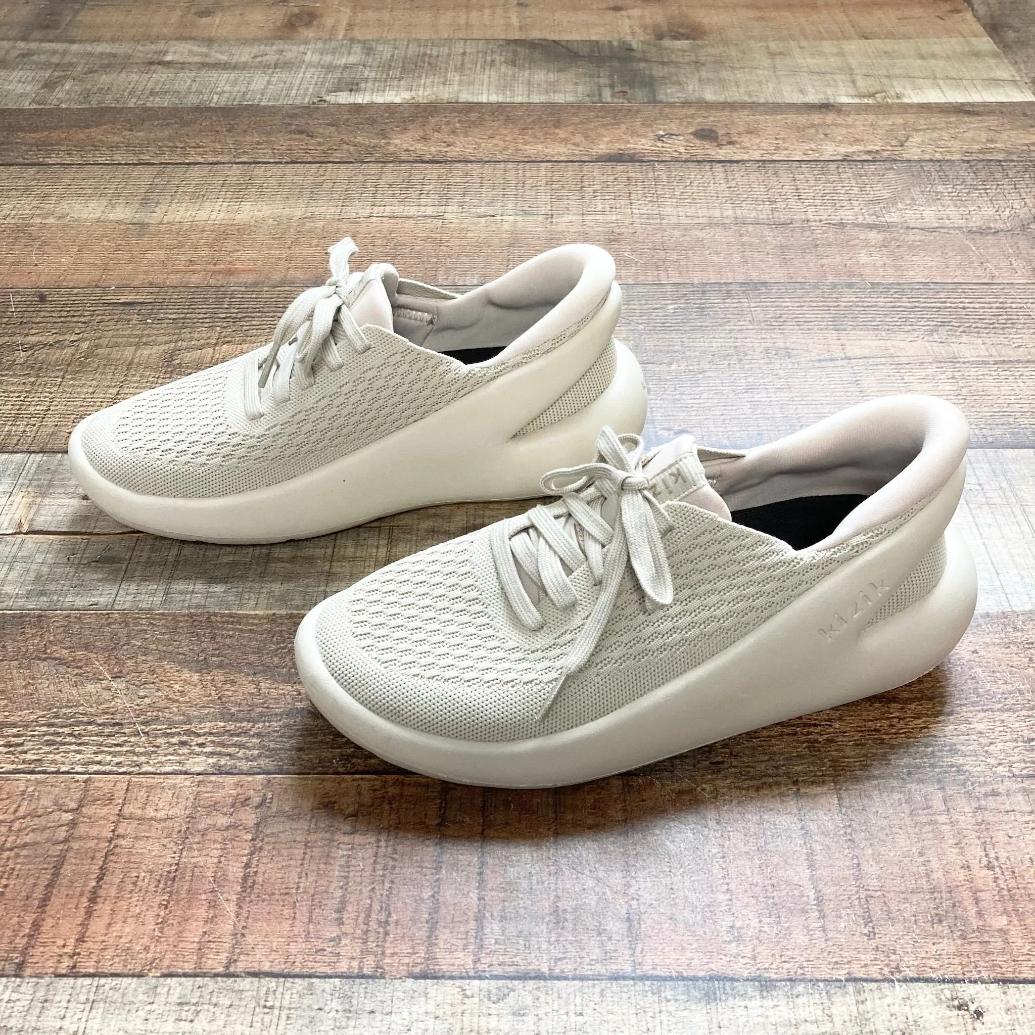 Kizik Cream Hands Free Slip On Sneakers- Size 7.5 (see notes)