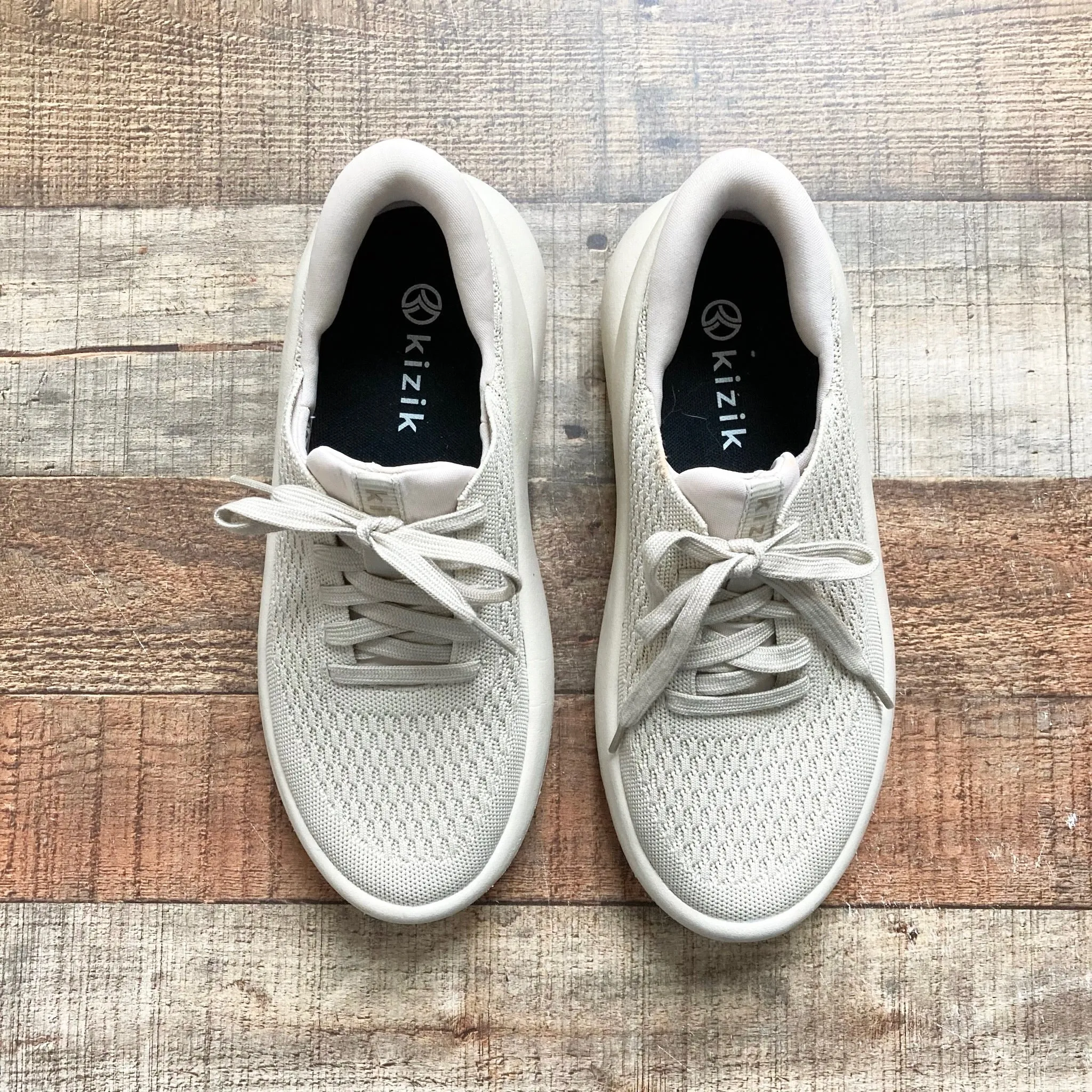 Kizik Cream Hands Free Slip On Sneakers- Size 7.5 (see notes)