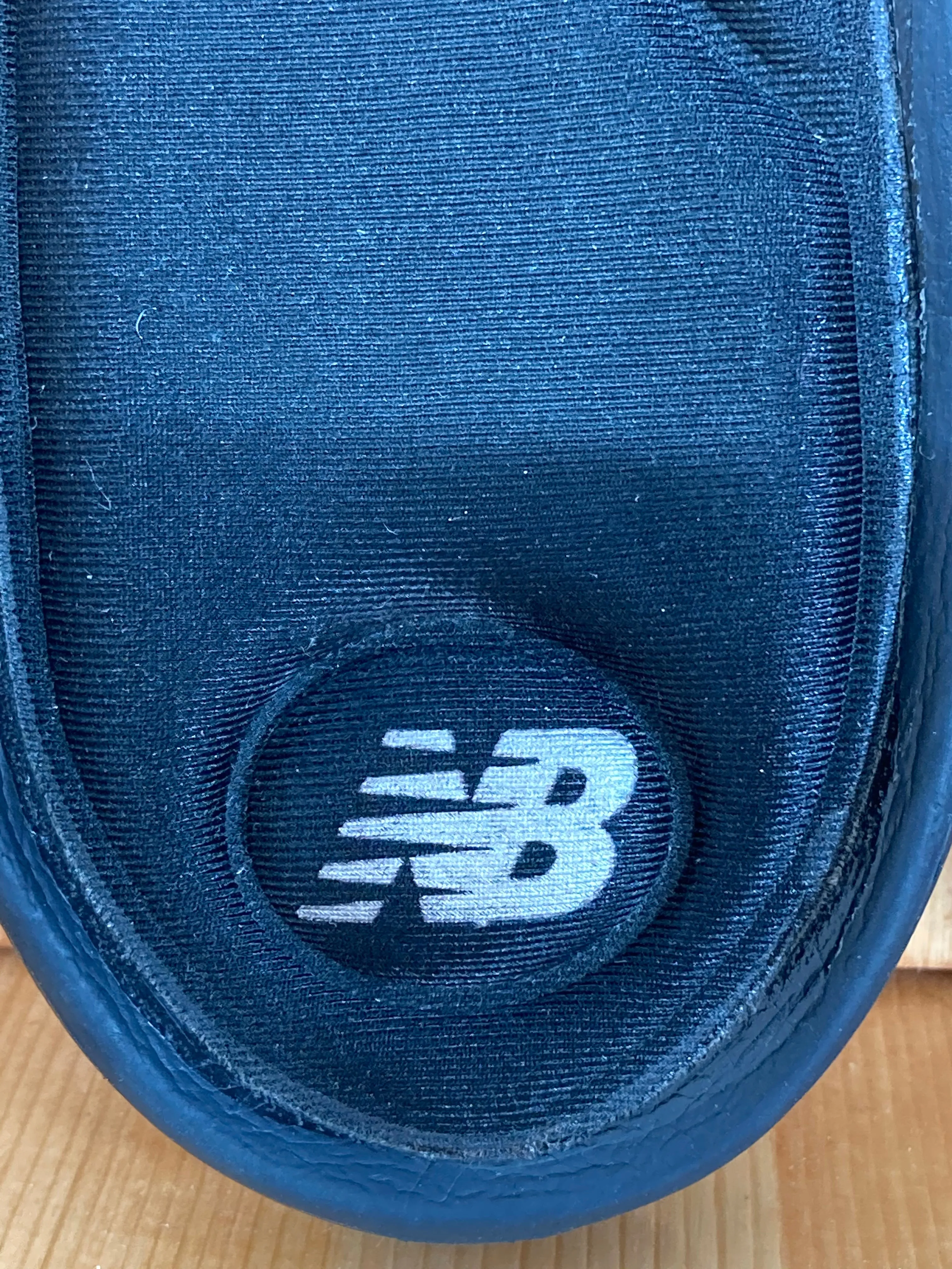 NEW BALANCE EXCEL SLIDE Men Size 11 Sandals Slippers Flip Flops