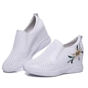 Petite Slip On Inner Heel Leather Sneakers AP120