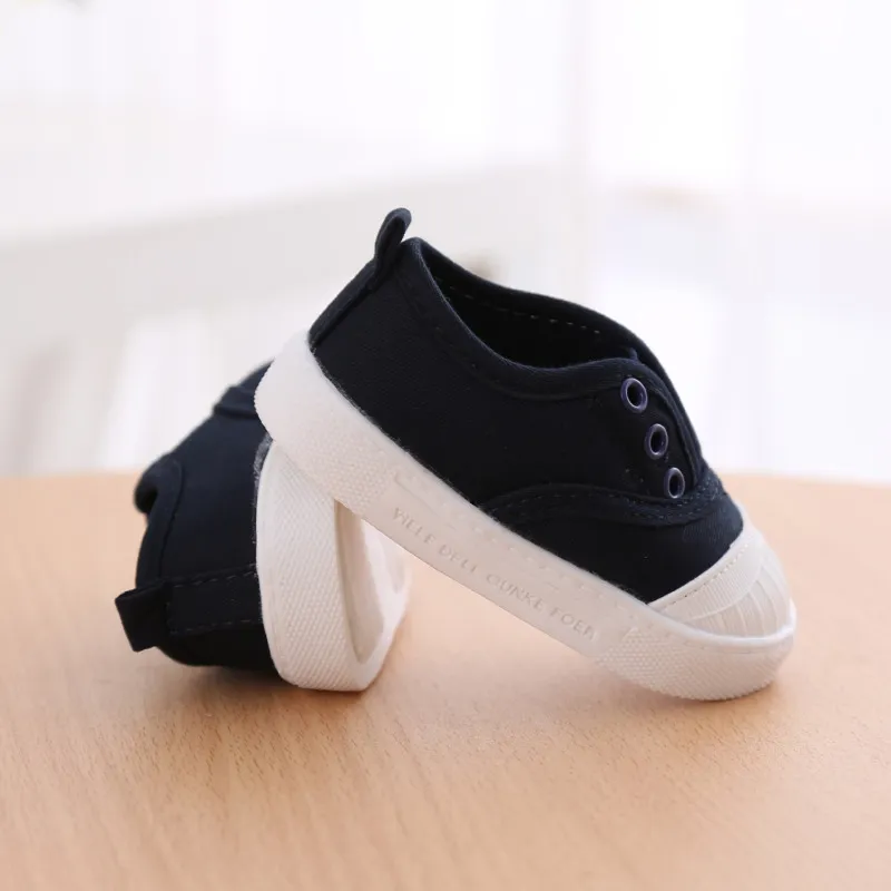 Shell-Toe Design Slip-On Sneakers