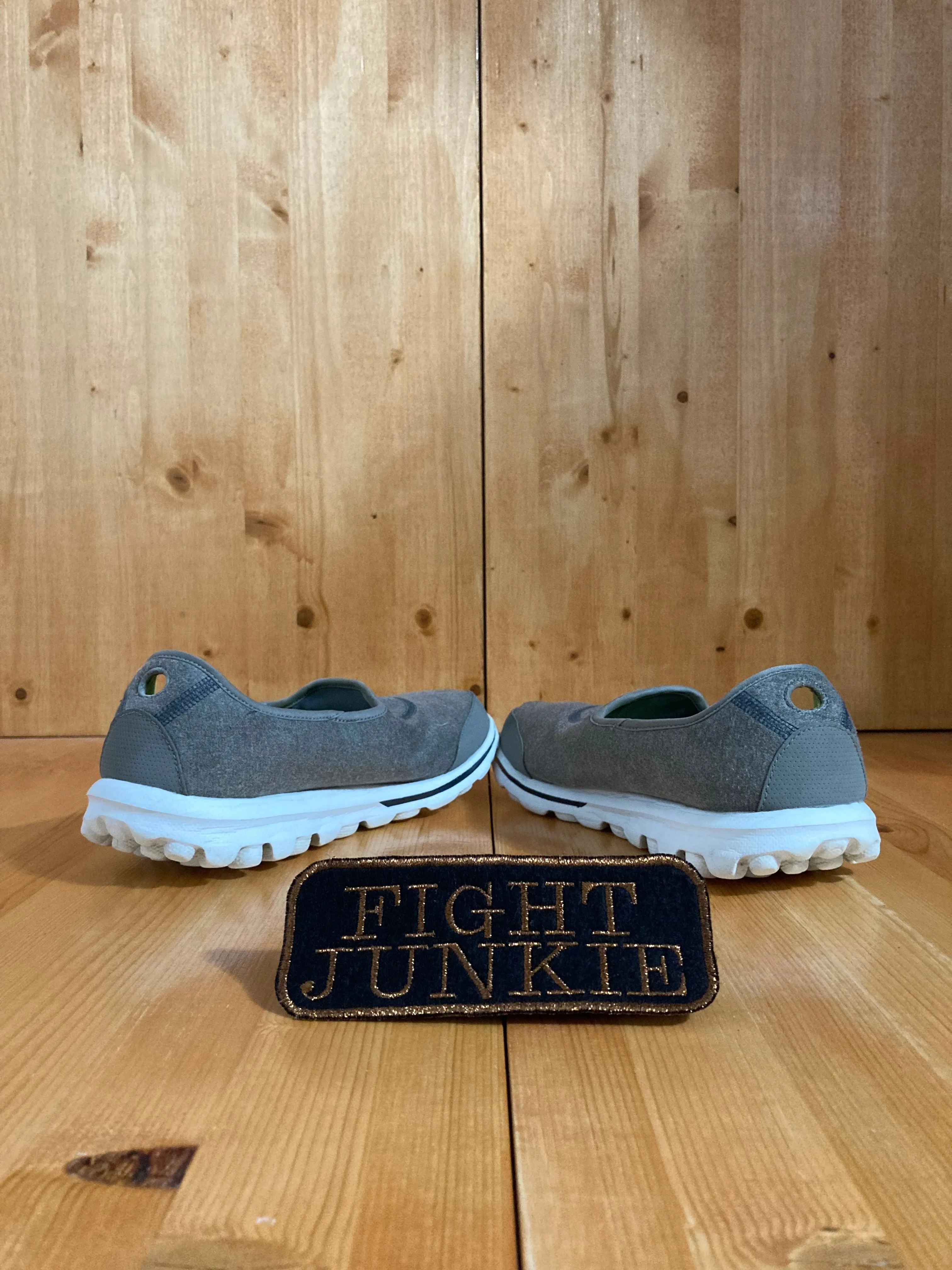 SKECHERS SKETCHERS GO WALK Women Size 9.5 Slip On Shoes Sneakers Gray 13756