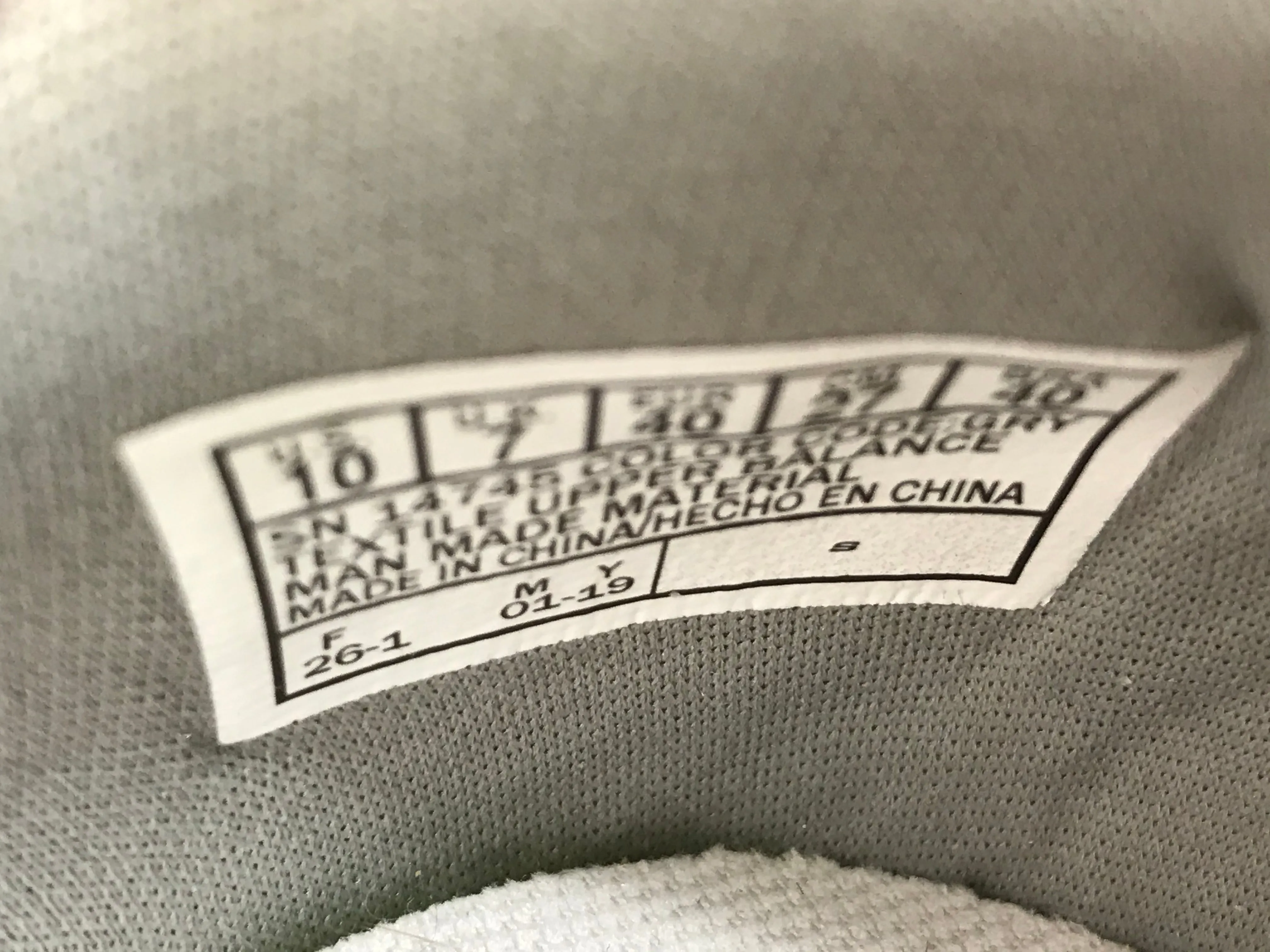 SKECHERS SKETCHERS ON THE GO GOGA MAT Women's Size 10 Slip On Shoes Sneakers Gray 14745