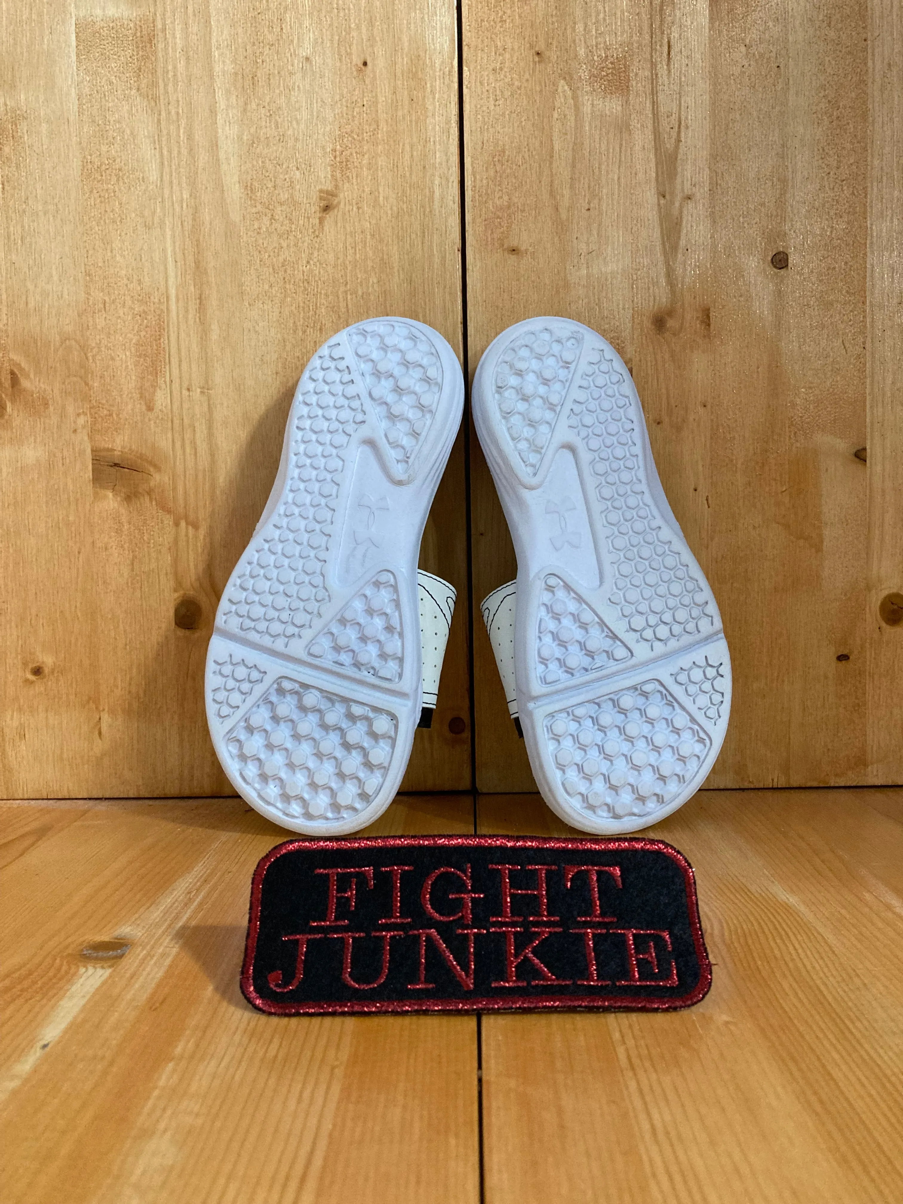 UNDER AMOUR IGNITE V II Women's Size 6 Slides Sandals White 1253450-100