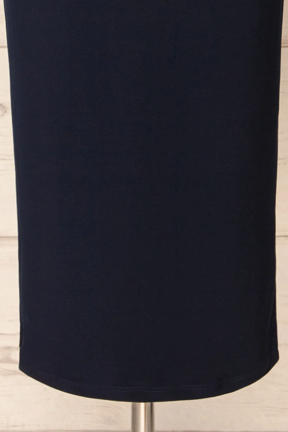 Victorya Navy | Strapless Fitted Midi Dress