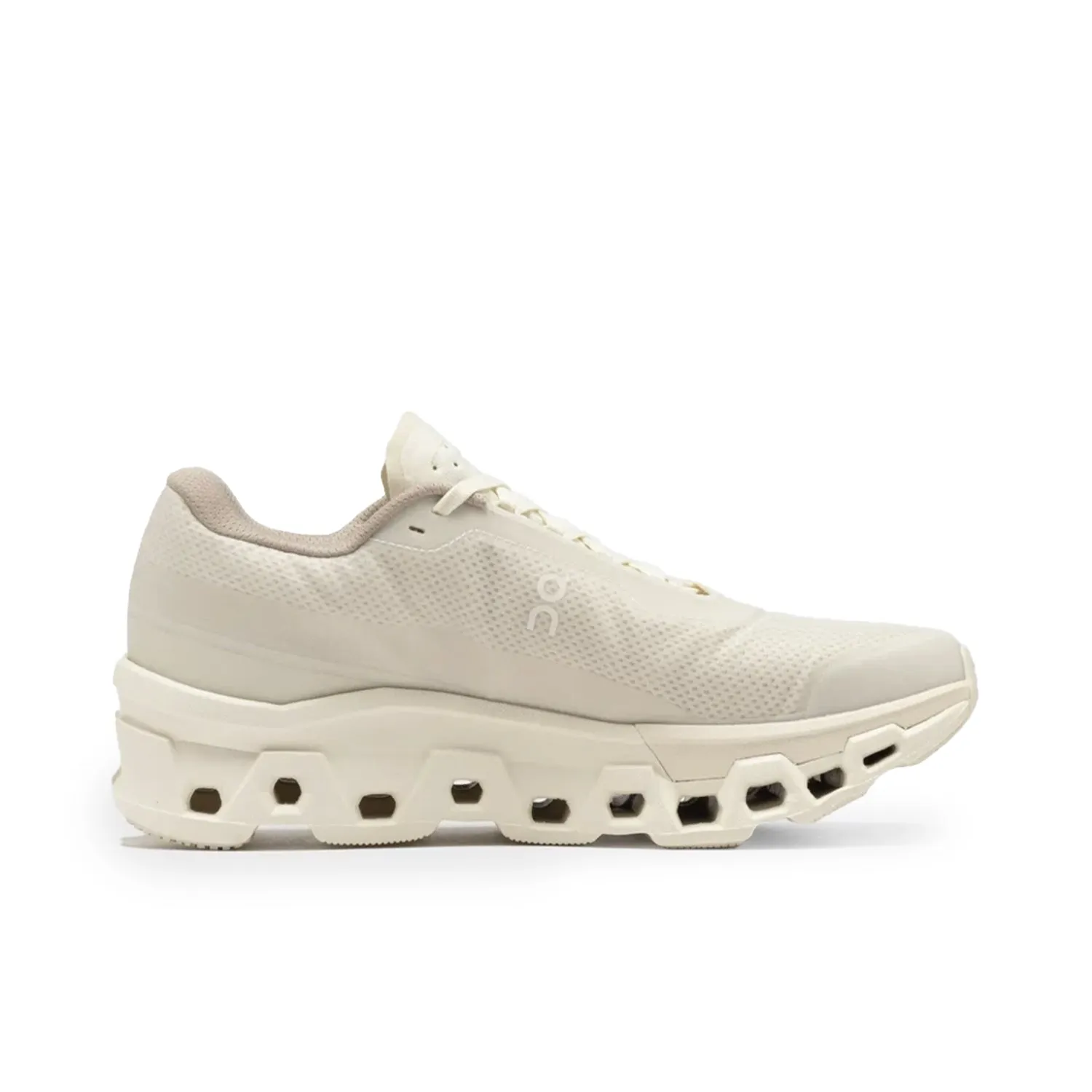 Women's INVINCIBLE x ON Cloudmonster 2